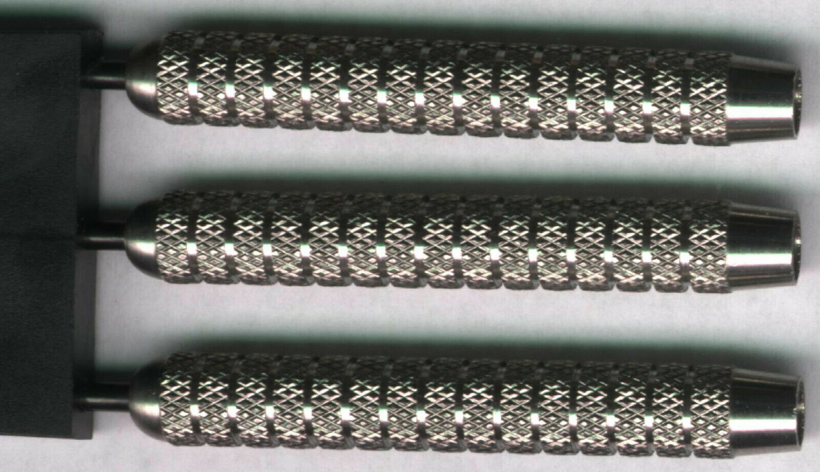 "JUGGERNAUT" 30 gram Steel Tip Darts 80% Tungsten With Accessories 1 set 